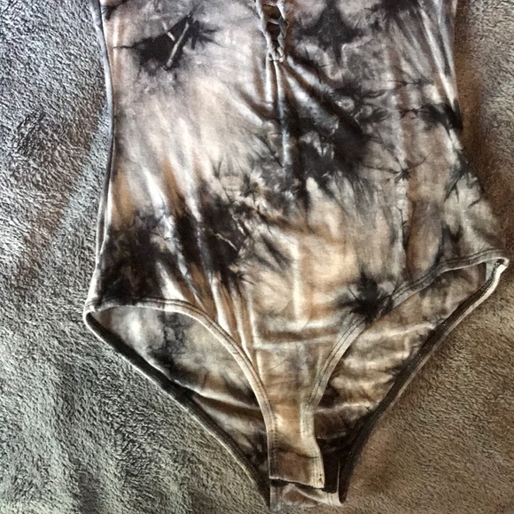 SOLD - Picture 3 of 3